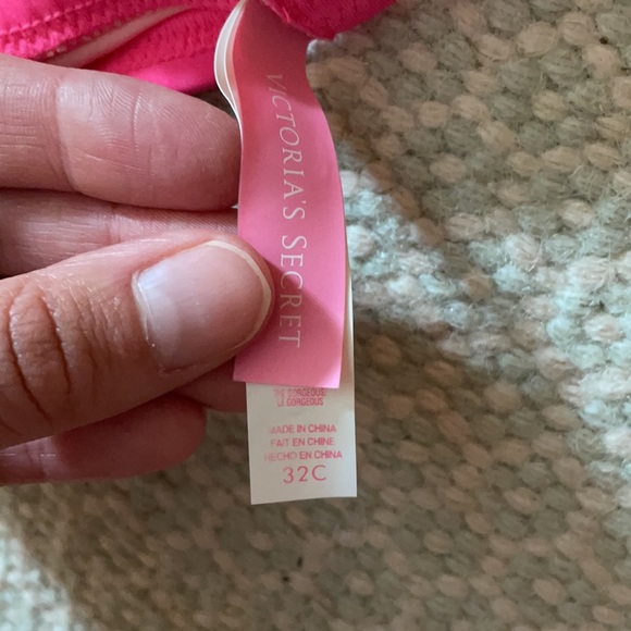 Victoria’s Secret hot pink push up bikini top - Picture 5 of 5